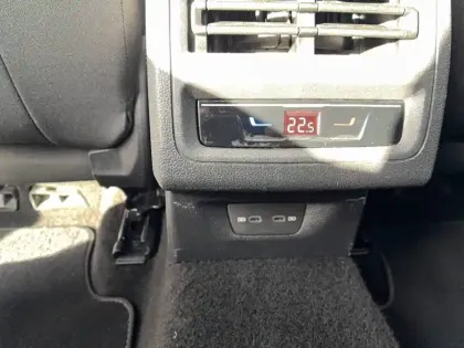 Photo 11 Volkswagen Golf  2.0 TDI SCR 116 DSG7