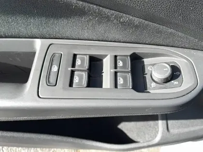 Photo 12 Volkswagen Golf  2.0 TDI SCR 116 DSG7