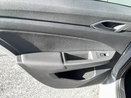 Photo 10 Volkswagen Golf  2.0 TDI SCR 116 DSG7