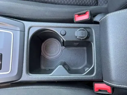 Photo 28 Volkswagen Golf  2.0 TDI SCR 116 DSG7