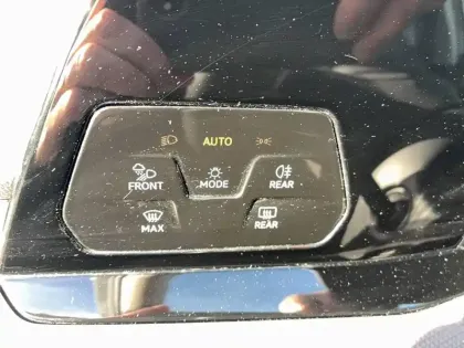 Photo 14 Volkswagen Golf  2.0 TDI SCR 116 DSG7