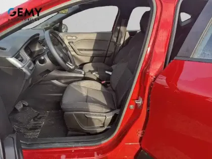 Photo 8 Renault Captur  E-Tech full hybrid 145 ch