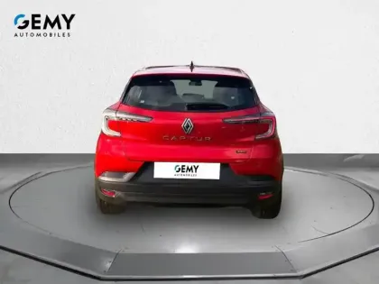 Photo 31 Renault Captur  E-Tech full hybrid 145 ch