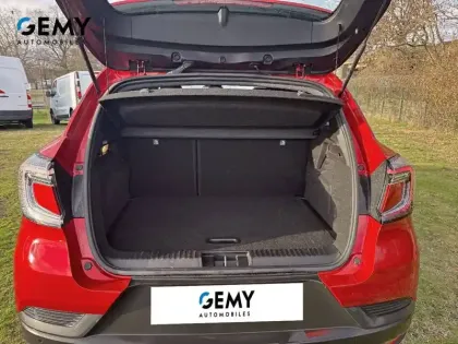 Photo 5 Renault Captur  E-Tech full hybrid 145 ch