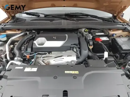 Photo 14 DS DS 4  PureTech 180 EAT8