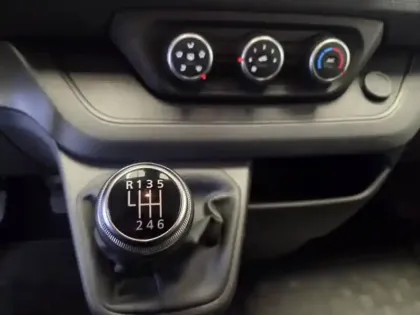 Photo 18 Renault Trafic  FGN L1H1 3T BLUE DCI 130 GSR2