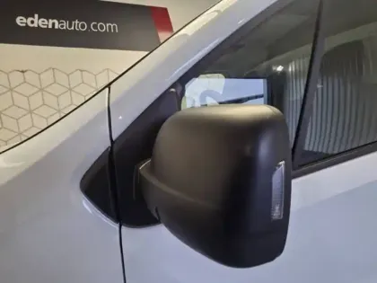 Photo 66 Renault Trafic  FGN L1H1 3T BLUE DCI 130 GSR2