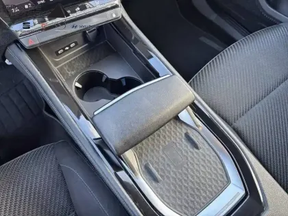 Photo 15 Renault Austral  E-Tech hybrid 200