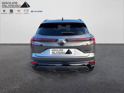 Photo 7 Renault Austral  E-Tech hybrid 200