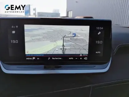 Photo 11 Peugeot 2008  PureTech 130 S&S EAT8