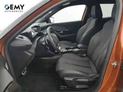 Photo 24 Peugeot 2008  PureTech 130 S&S EAT8