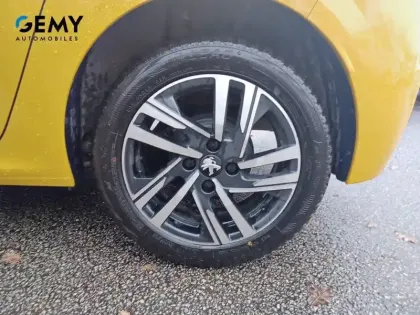 Photo 10 Peugeot 208  PureTech 75 S&S BVM5