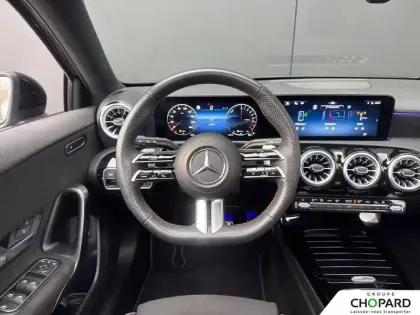 Photo 15 Mercedes Classe A  250 e Hybrid EQ 8G-DCT