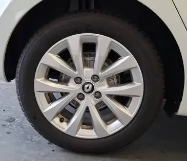 Photo 26 Renault Clio  Blue dCi 100 - 21N