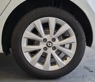 Photo 25 Renault Clio  Blue dCi 100 - 21N