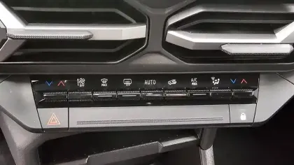 Photo 42 Dacia Bigster  Hybrid 155