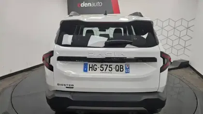 Photo 140 Dacia Bigster  Hybrid 155