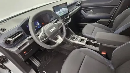 Photo 129 Dacia Bigster  Hybrid 155