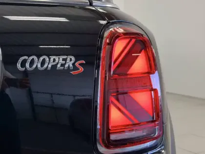 Photo 27 Mini Mini Countryman 178 ch ALL4 BVA8