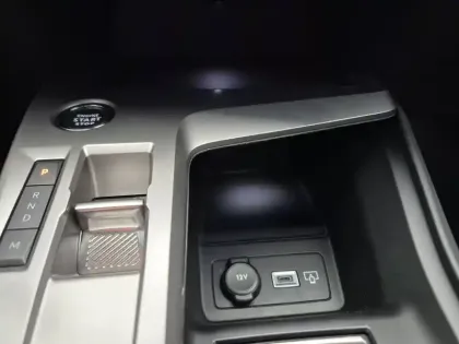 Photo 28 Peugeot 308  BlueHDi 130ch S&S EAT8