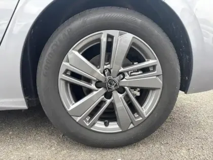 Photo 14 Peugeot 308 Gén. III Ph1 GT 5