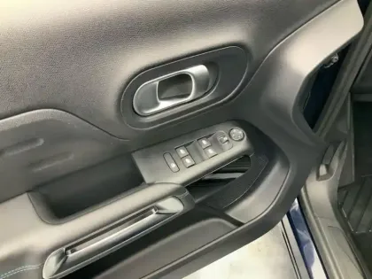 Photo 19 Citroën C5 aircross  Hybride Rechargeable 225 e-EAT8 C-Series