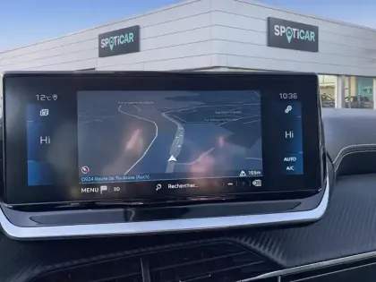 Photo 10 Peugeot 2008  BlueHDi 130 S&S EAT8 GT