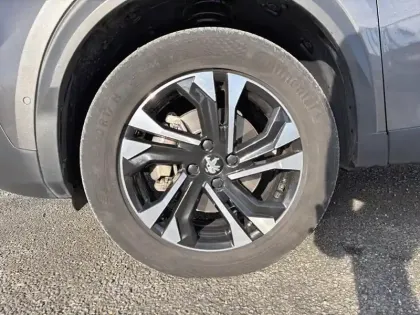 Photo 14 Peugeot 2008  BlueHDi 130 S&S EAT8 GT