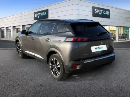 Photo 29 Peugeot 2008  BlueHDi 130 S&S EAT8 GT