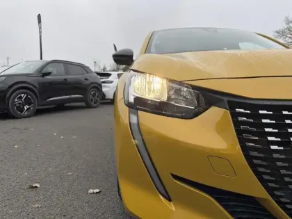 Photo 13 Peugeot 208  PureTech 75 S&S BVM5 Active Pack