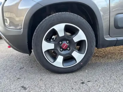 Photo 14 Fiat Panda  1.0 70 ch Hybrid BSG S/S Cross