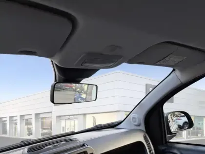 Photo 27 Fiat Panda  1.0 70 ch Hybrid BSG S/S Cross