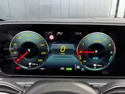 Photo 33 Mercedes GLE 350 de 4MATIC AMG Line