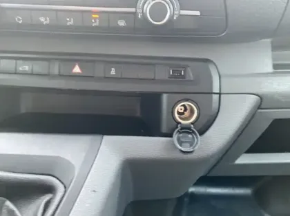 Photo 17 Peugeot Expert Fourgon Fg Compact 1.6 BlueHDi 95ch Pro