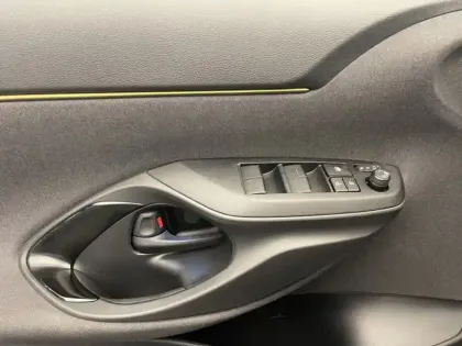 Photo 16 Toyota Yaris Hybride 1.5 HYBRID 116H TRAIL PACK TECHNO