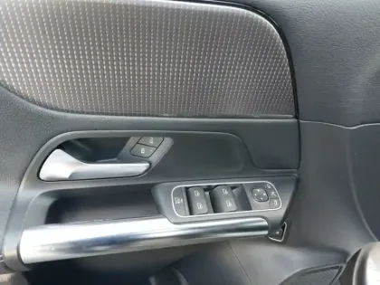 Photo 13 Mercedes Classe B 250 e Progressive Line