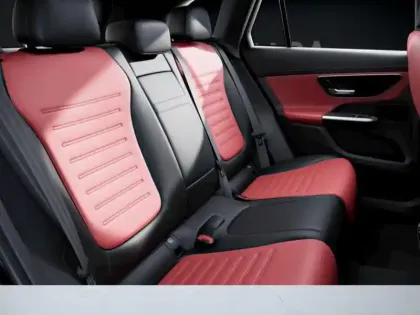 Photo 38 Mercedes Classe GLC SUV 300 e Hybrid EQ 4MATIC AMG Line H