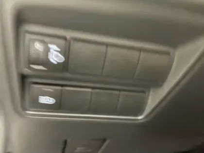 Photo 35 Toyota Yaris Hybride 116h Dynamic