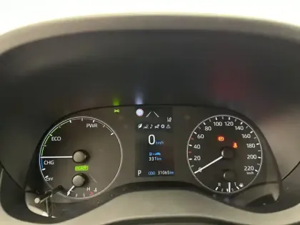 Photo 50 Toyota Yaris Hybride 116h Dynamic