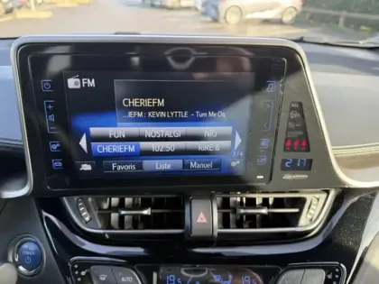 Photo 8 Toyota C-HR 1.8 HYBRIDE 122 GRAPHIC