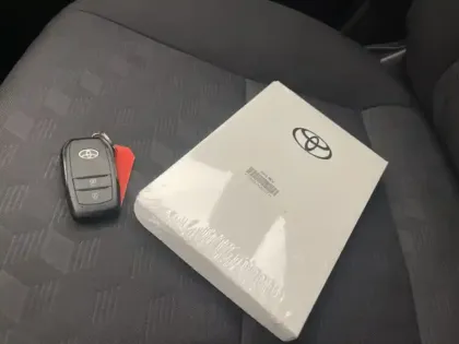 Photo 24 Toyota Yaris Hybride 116h Dynamic