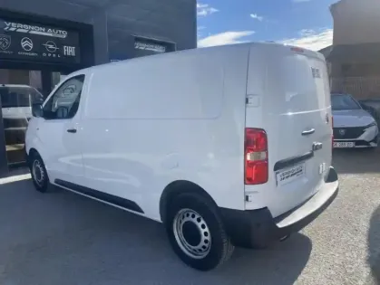 Photo 23 Peugeot Expert III 2.0 BLUEHDI 120 S&S STANDARD Asphalt