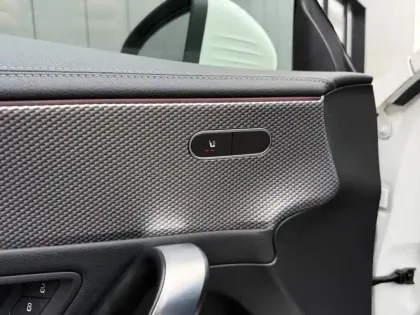 Photo 18 Mercedes CLA Coupé 180 d Progressive Line sse CP/11