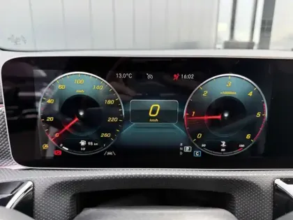 Photo 29 Mercedes CLA Coupé 180 d Progressive Line sse CP/11