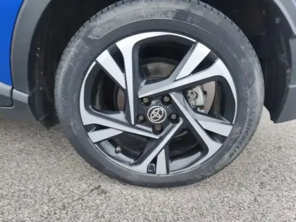 Photo 18 Toyota C-HR 1.8 Hybride 122 Edition