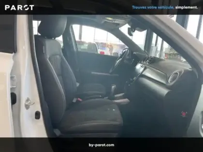 Photo 23 Suzuki Vitara 1.4 Boosterjet Hybrid 110ch Style Auto MY25