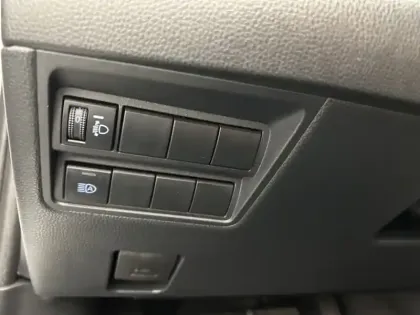 Photo 14 Toyota Yaris Hybride 1.5 HYBRID 116H DESIGN