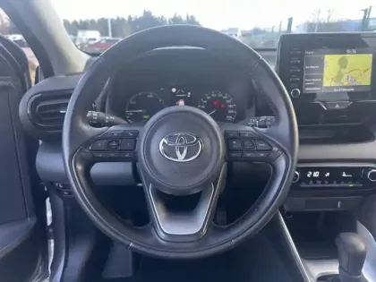 Photo 8 Toyota Yaris Hybride 116h Dynamic Business