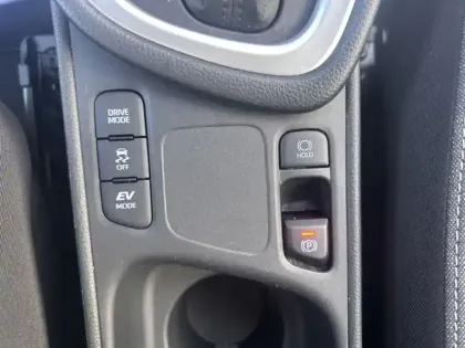 Photo 17 Toyota Yaris Hybride 116h Dynamic Business