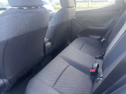 Photo 6 Toyota Yaris Hybride 116h Dynamic Business